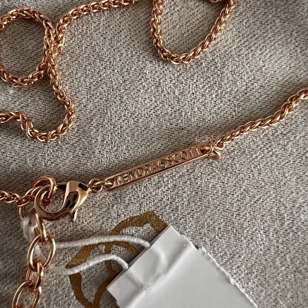 NWT Kendra Scott Macramé Reid Statement Necklace in Blush Wood 14k Rose … - Picture 10 of 15